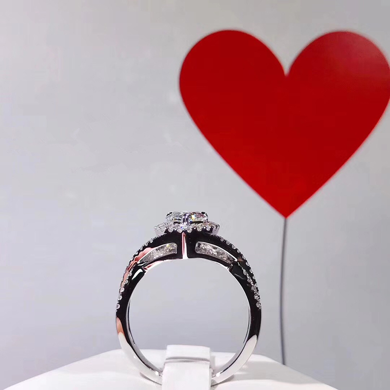 맞춤 제작 솔리드 14K 화이트 골드 여성 웨딩 파티  - Moissanite Engagement Ring 1 Carat 리뷰 및 가격